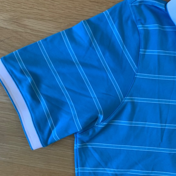 Antigua Dry Fit Cool Touch Sports Top - Picture 5 of 5
